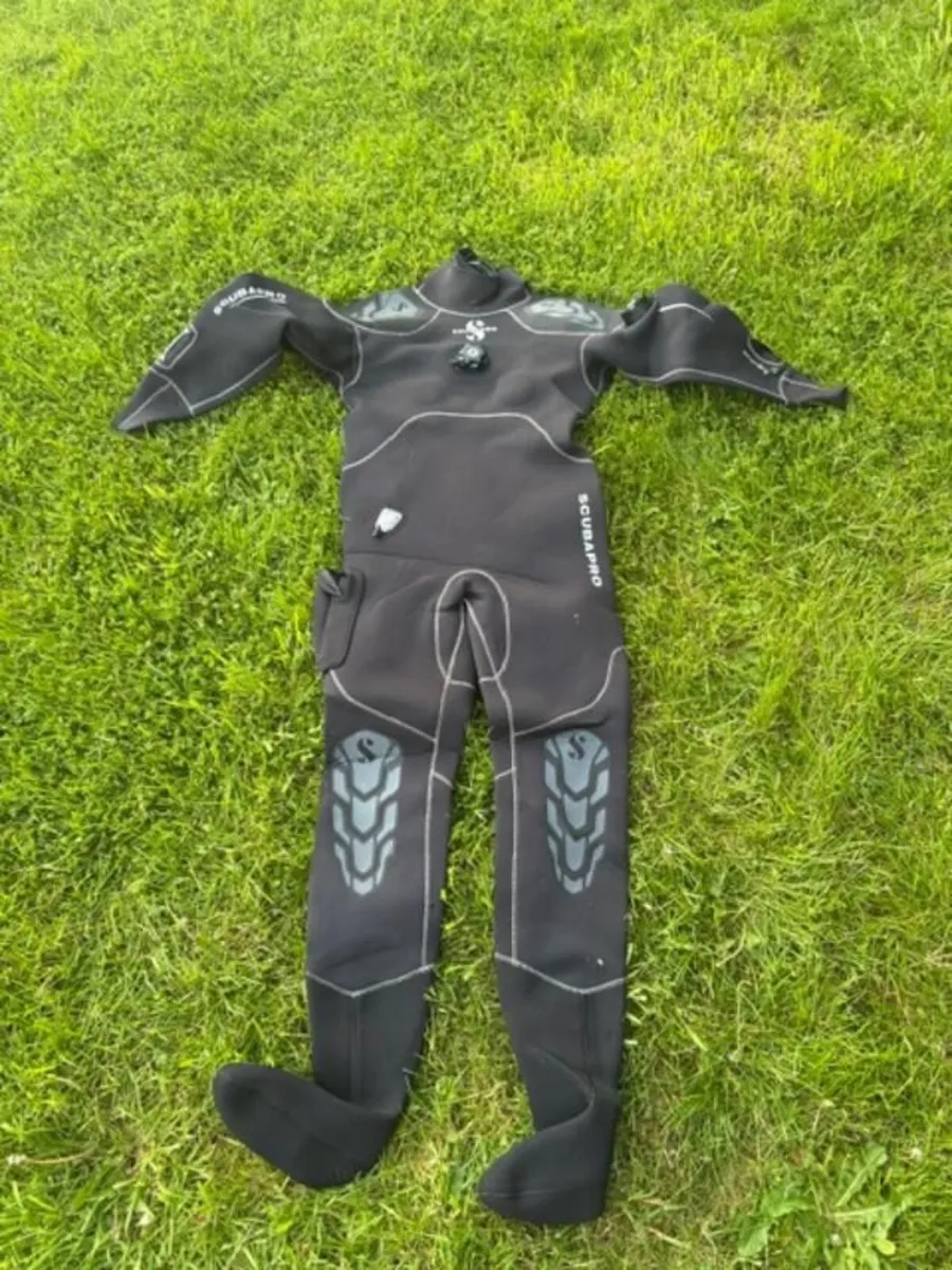 ScubaPro Ever Dry 4 Drysuit - Image 1
