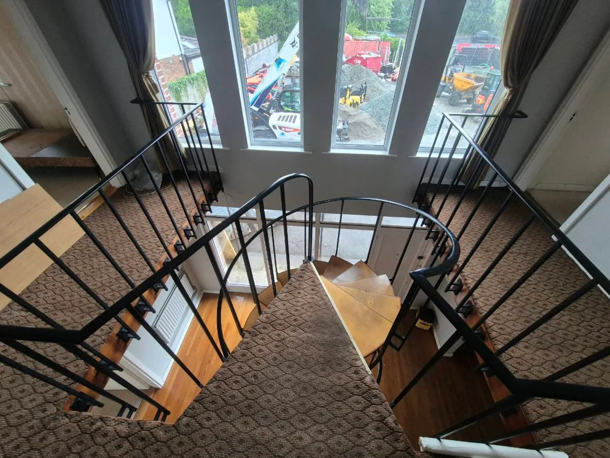 Spiral stairs for sale - Image 4