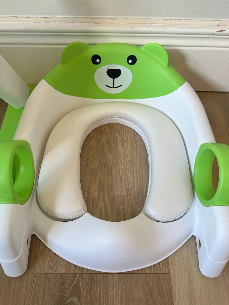 Green bear toddler toilet seat and steps - Image 2