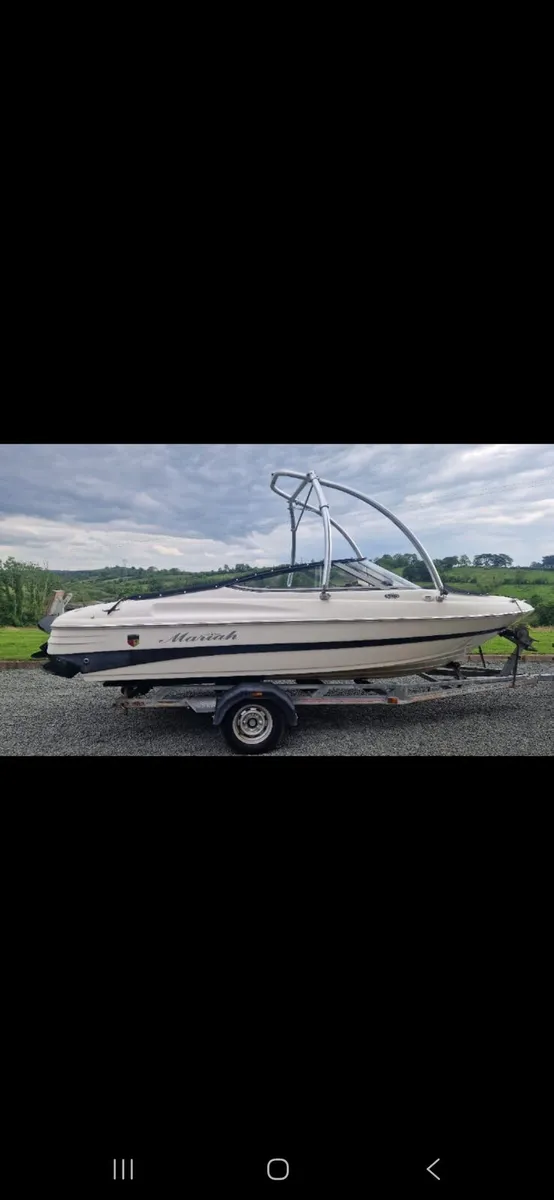 Speed boat / wakeboard boat - Image 2
