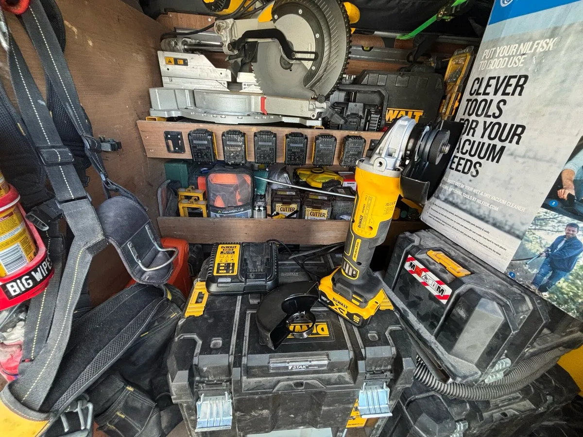 Dewalt mini grinder - Image 1