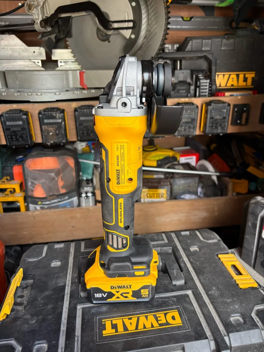 Dewalt mini grinder - Image 3
