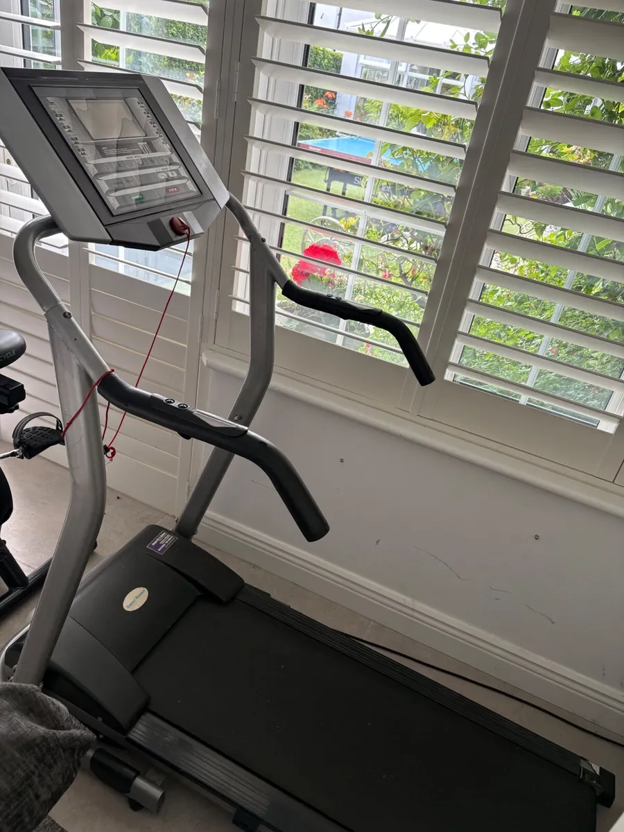 Treadmill - Image 3