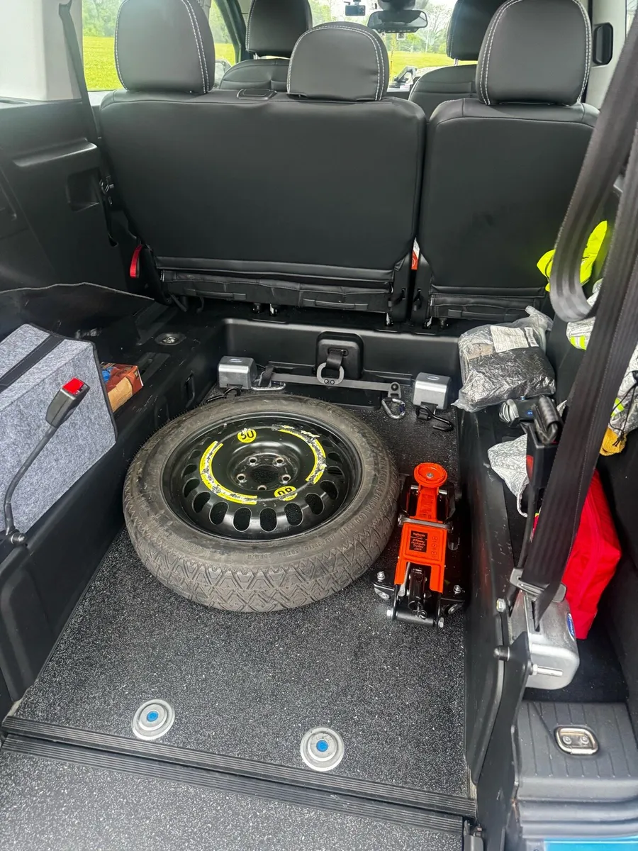 VW Caddy - Image 1