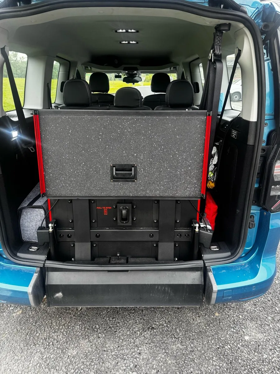 VW Caddy - Image 2
