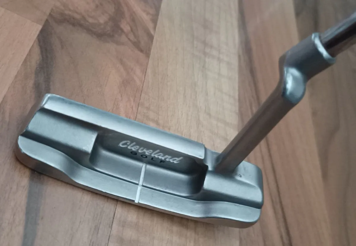 Cleveland Classic 1 Golf Left Hand Putter - Image 2