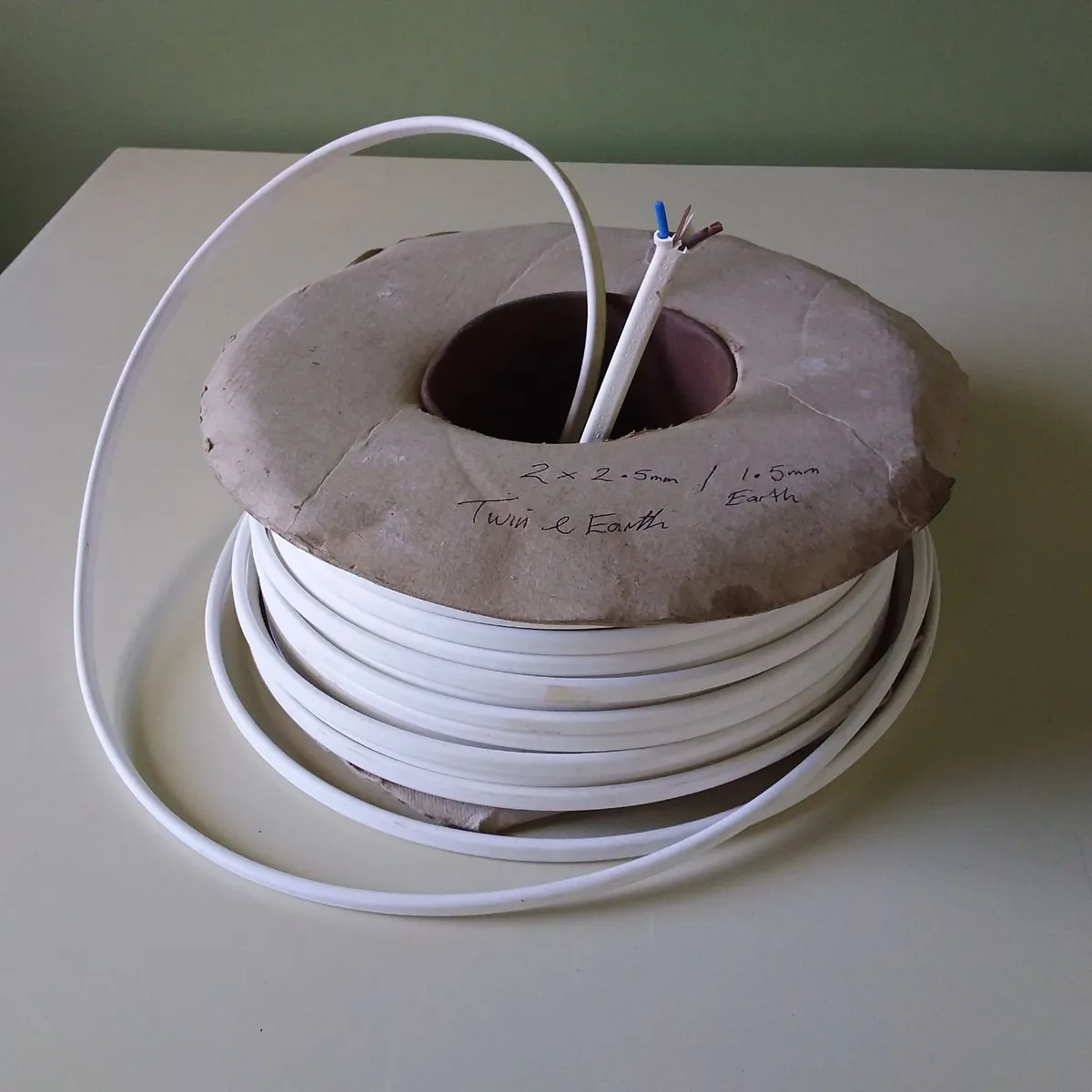 White Electrical Socket Cable