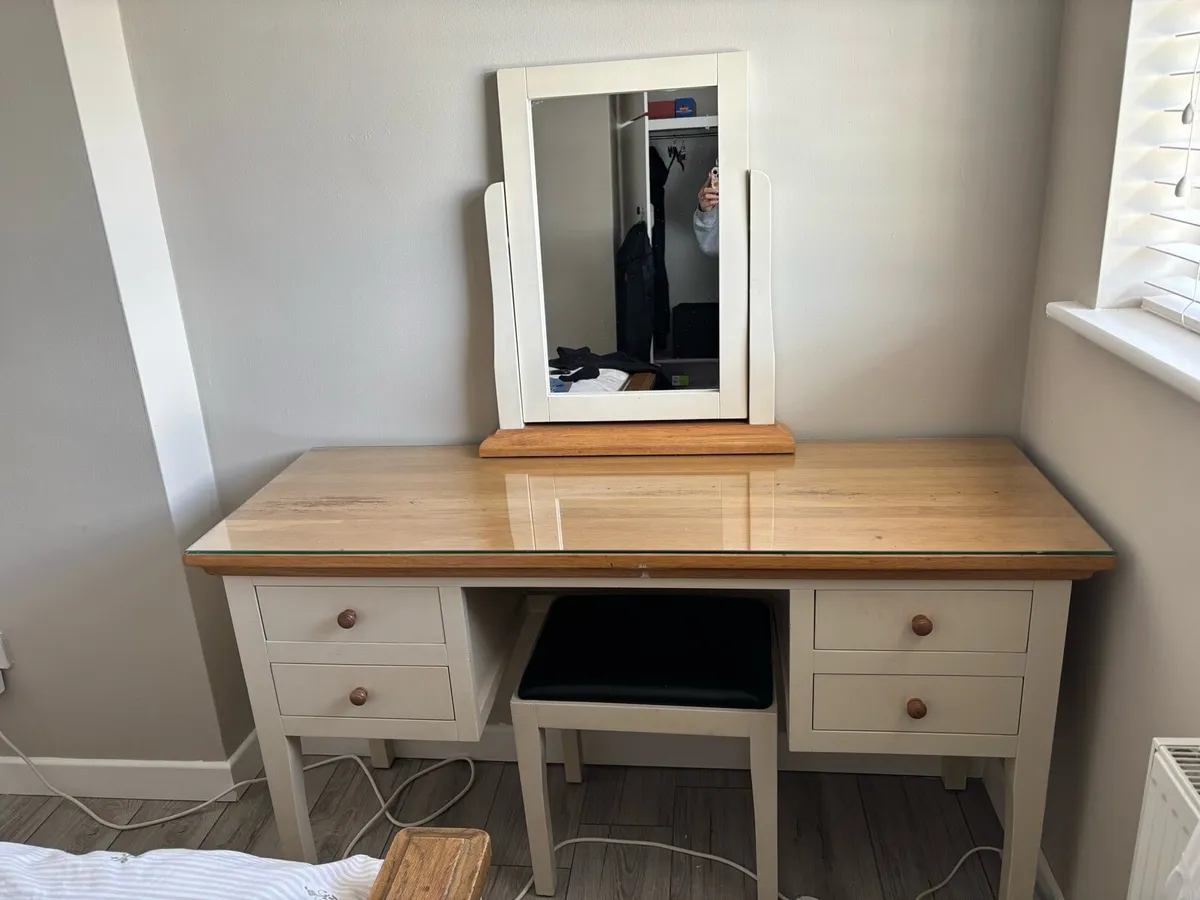 Dressing table with mirror and stool - Image 1