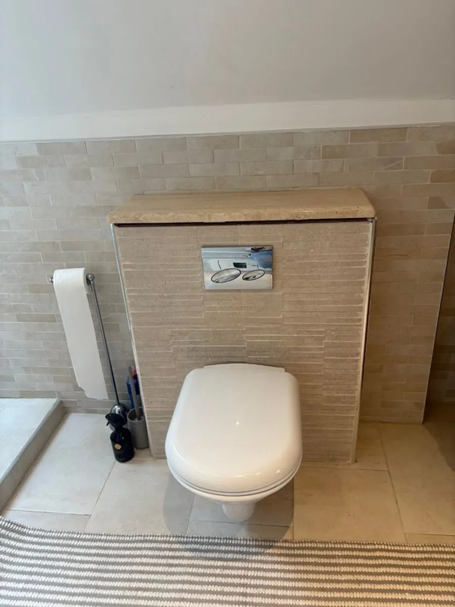 Beautiful en suite - Image 1