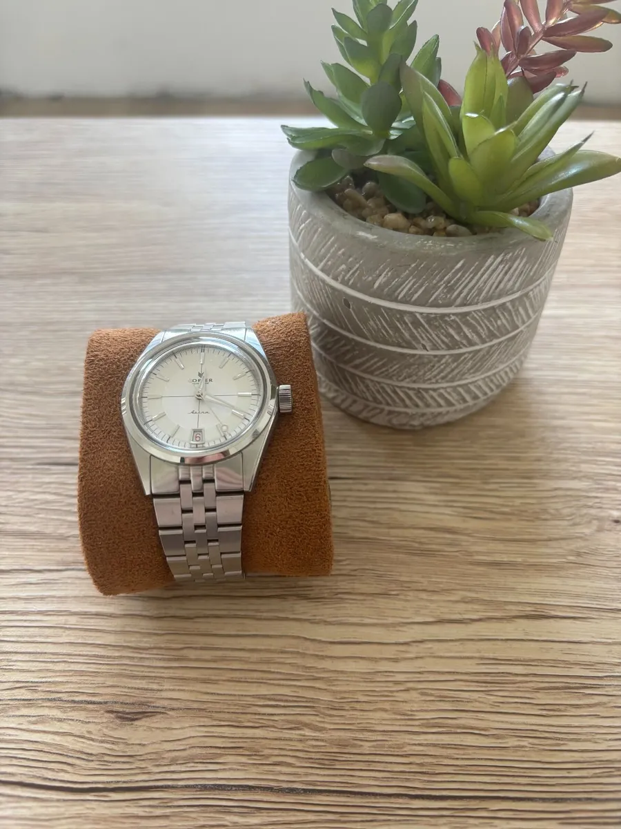 Lorier Astra Watch - Image 4