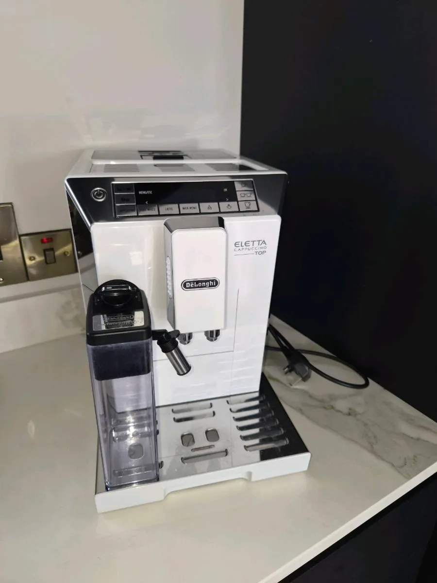 De'Longhi Eletta Cappuccino Top Coffee Machine - Image 2