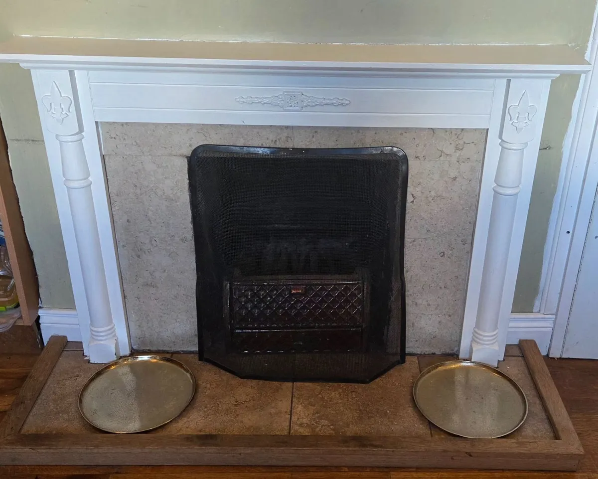 Fireplace surround - Image 1