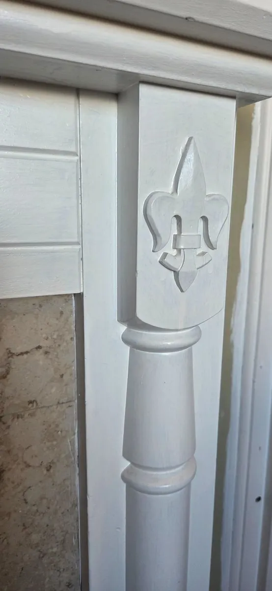 Fireplace surround - Image 2
