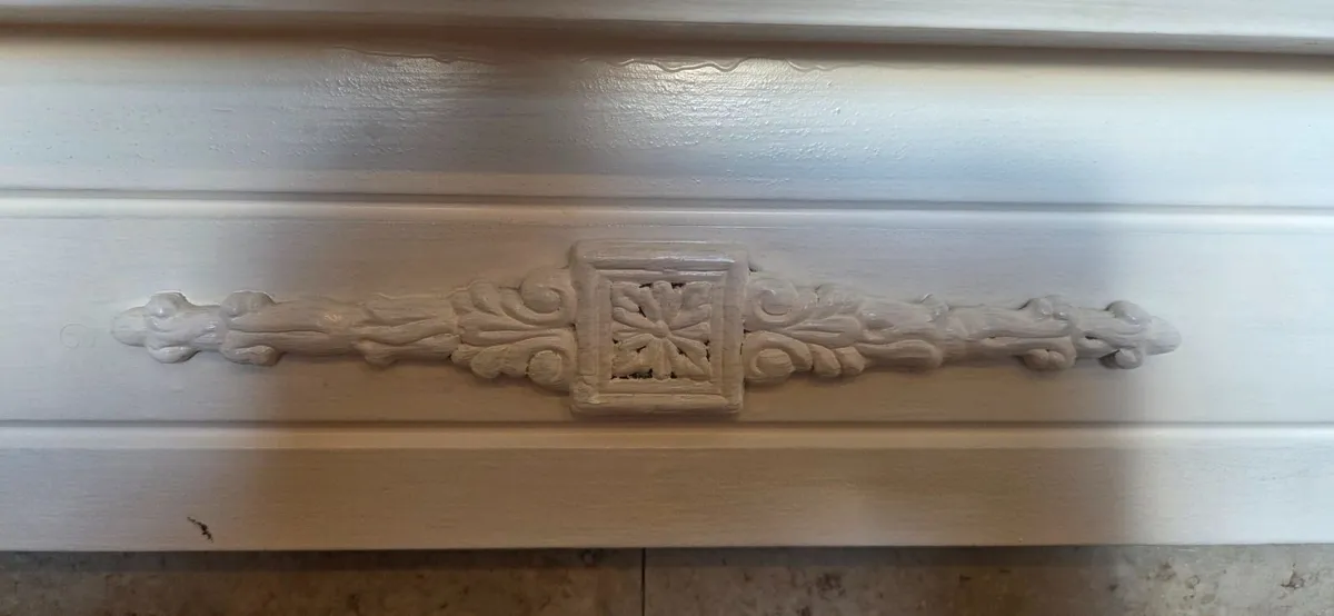 Fireplace surround - Image 3