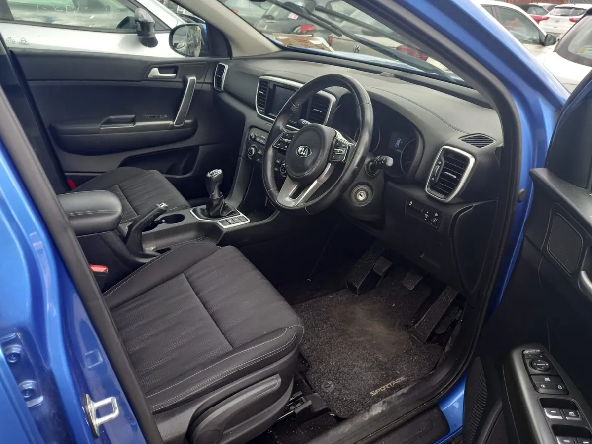 2020 kia Sportage - Image 2