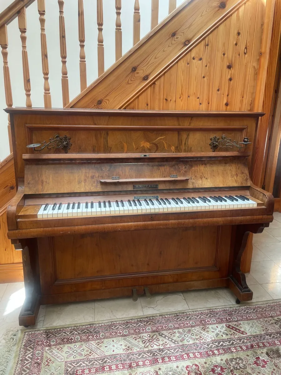 Crane & Sons Piano - Image 1