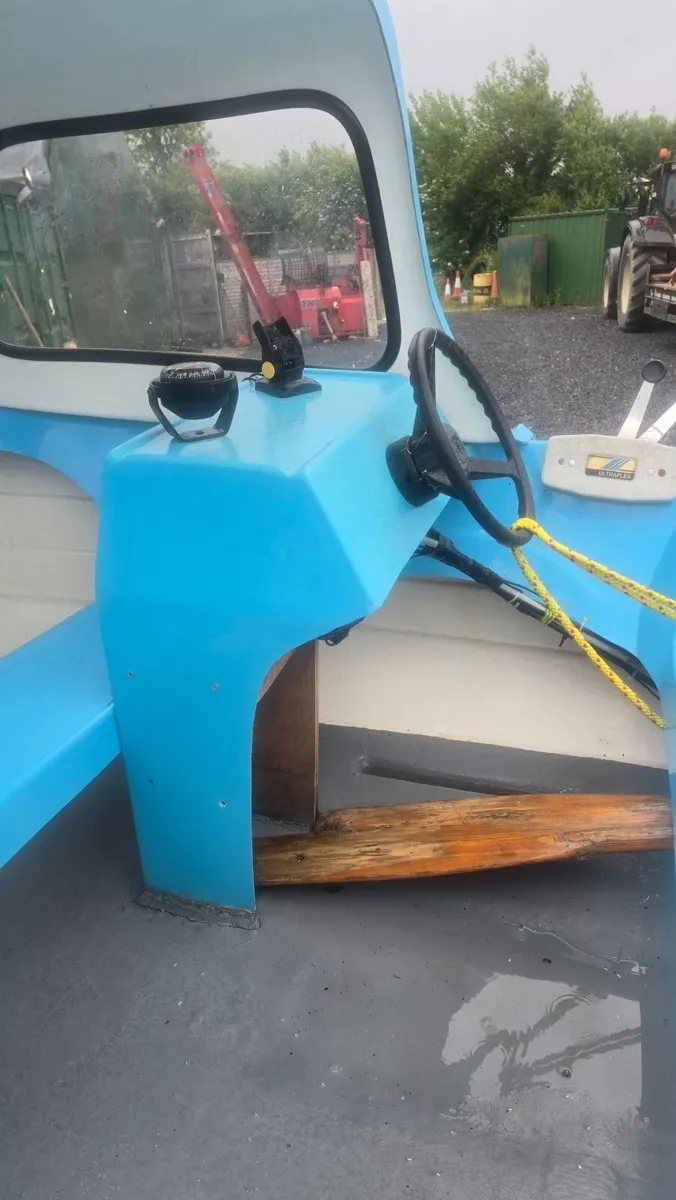 Boat - Image 3