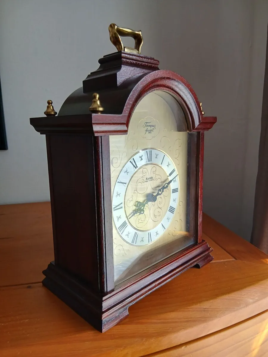 Vintage KUNDO Chiming Mantel Clock - Image 4