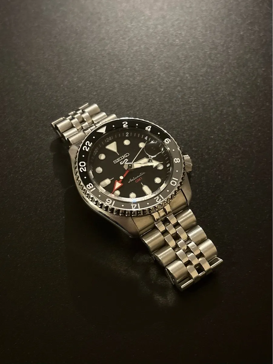 Seiko 5 Sports GMT Automatic Watch - Image 2