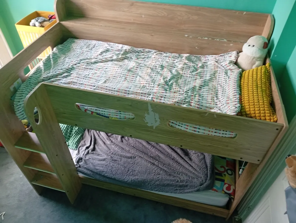 Bunk bed frame - Image 1