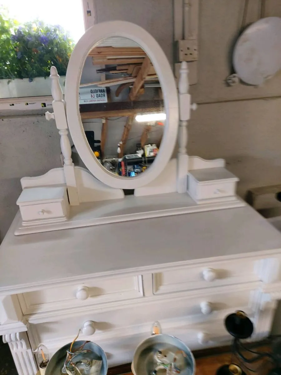 Dressing table / chest of drawers and locker - Image 1