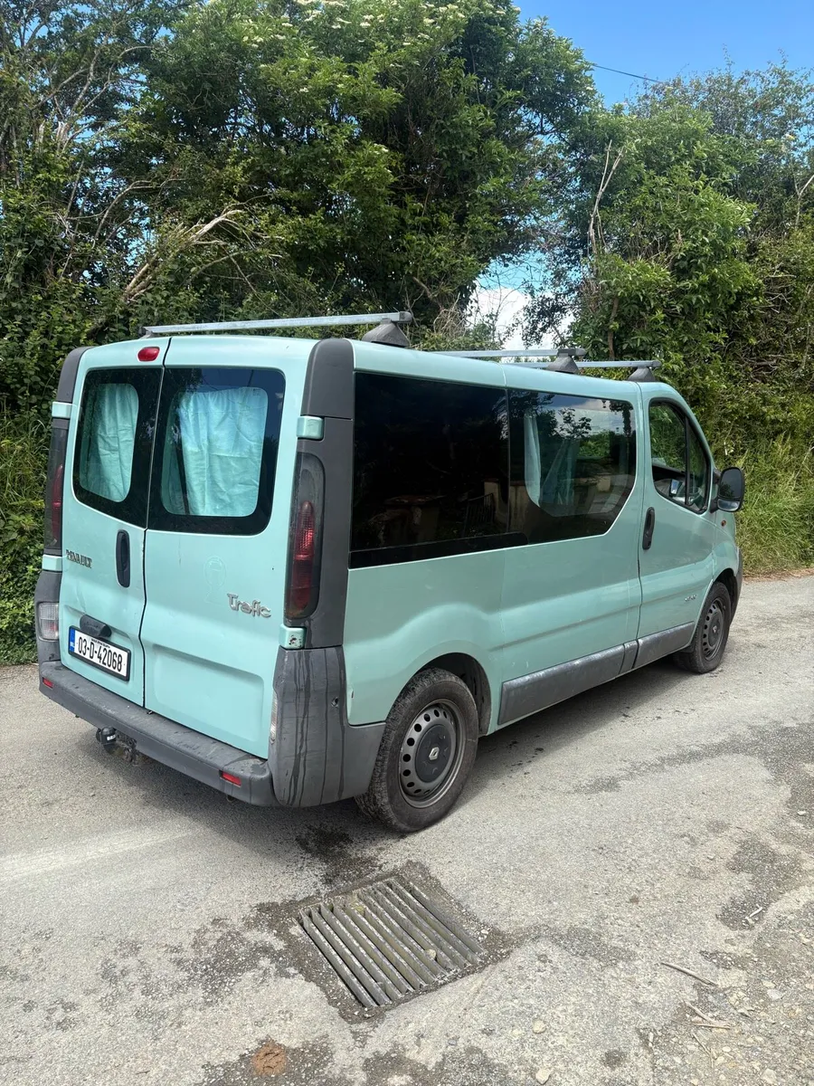 Renault traffic camper - Image 2