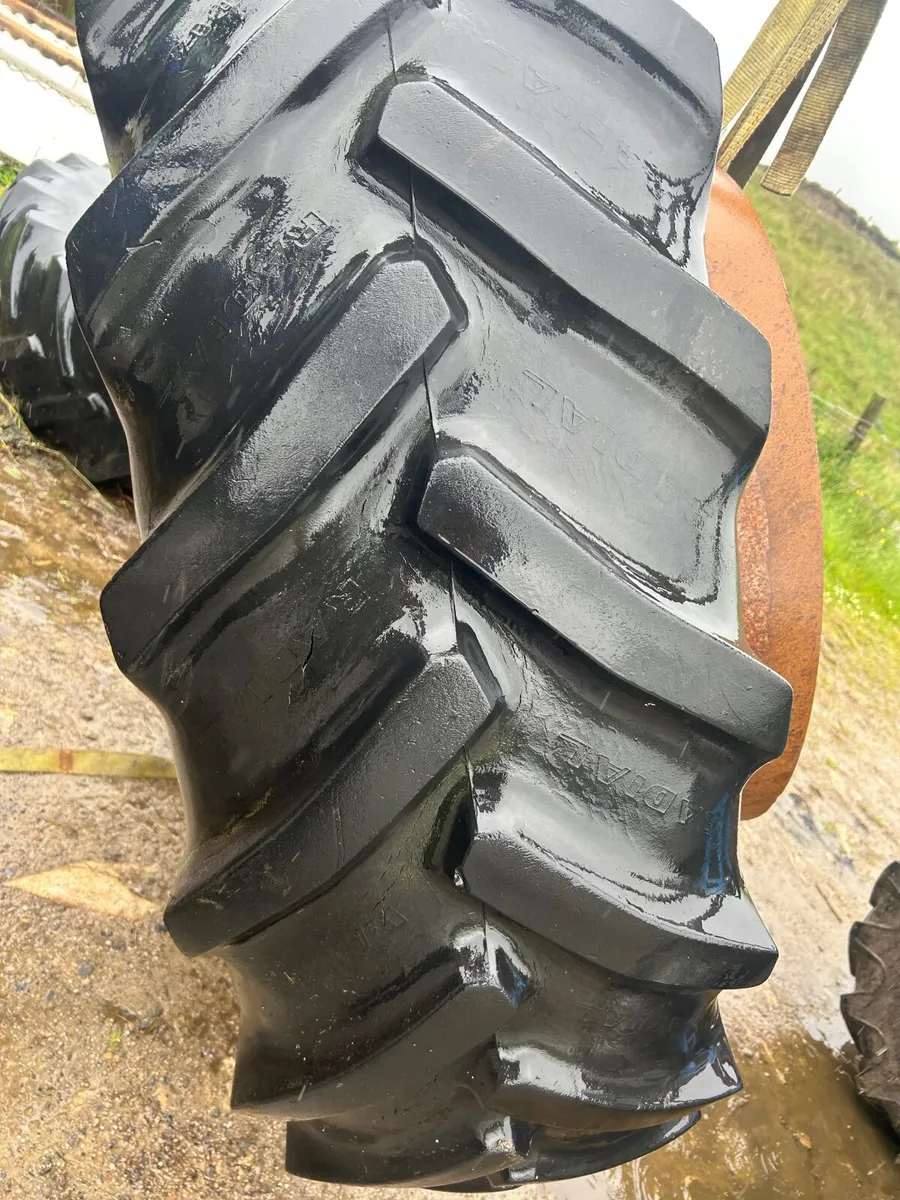 Dual wheels  18.4 R38 ,  Tyres 520/70/R34 - Image 2