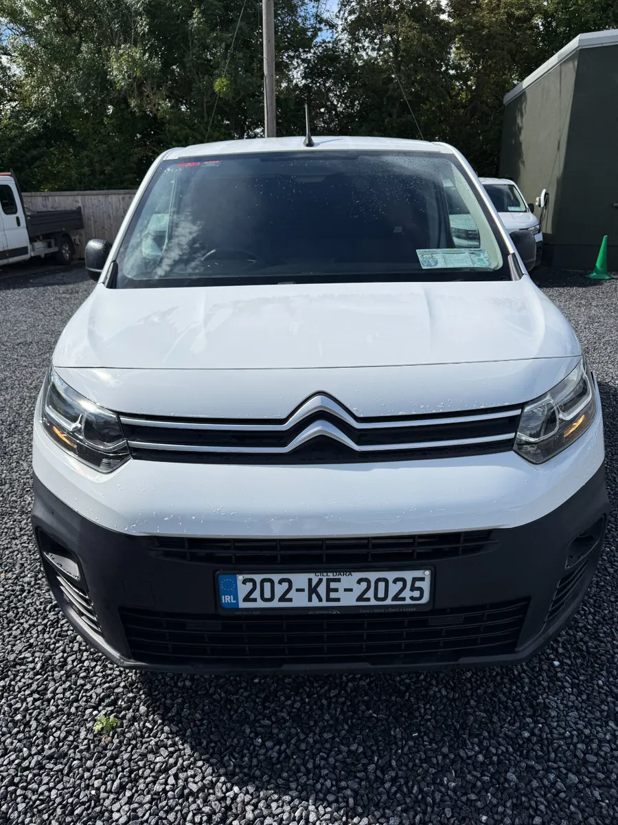 Citroen Berlingo 2020 - Image 2