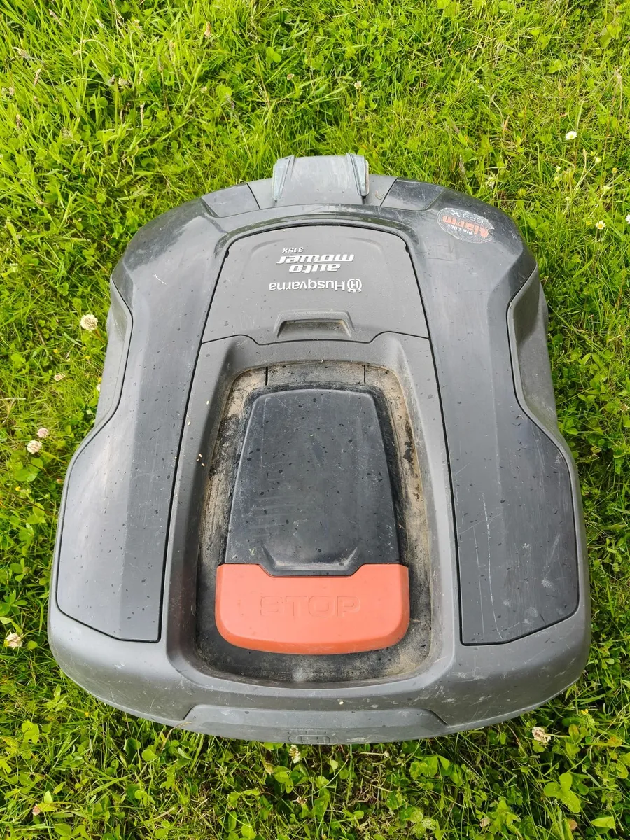 Robotic lawn mower - Image 1