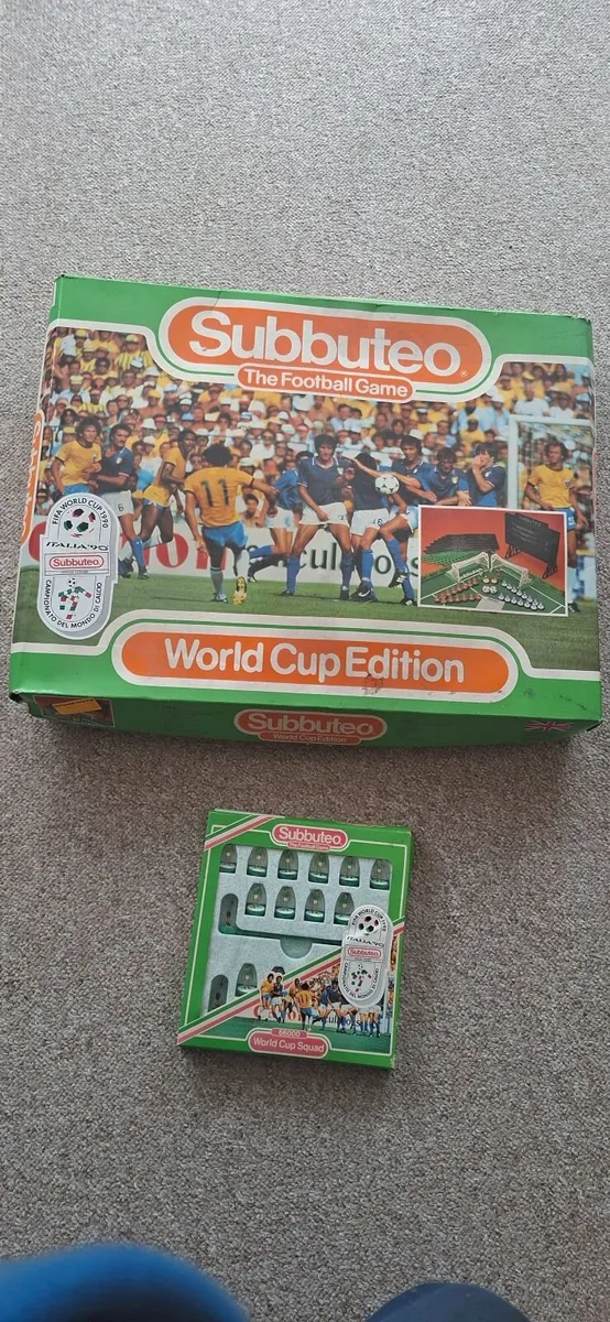 Subbuteo world cup italia 90 team . Boxed and in c - Image 3