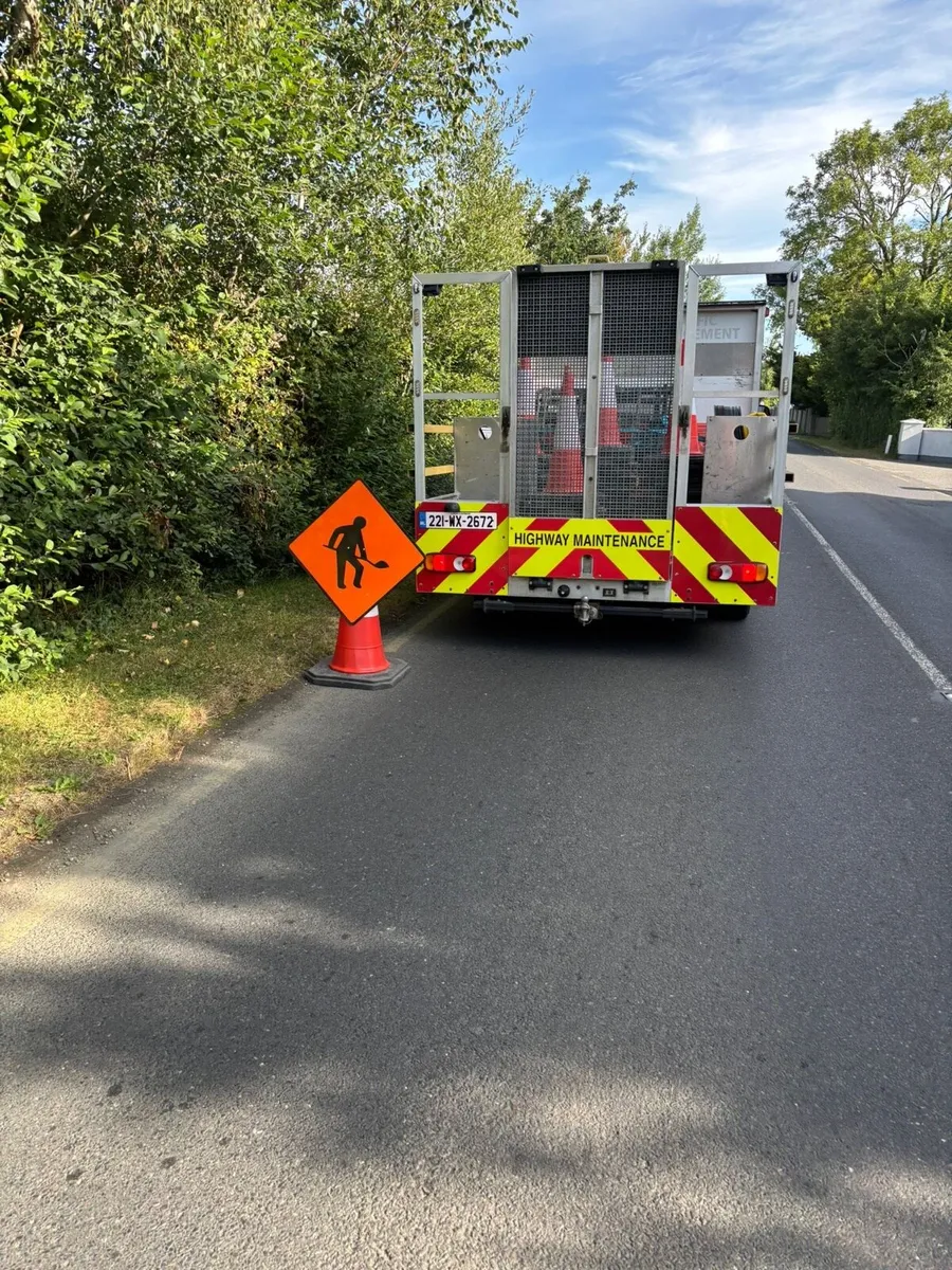 Traffic management van - Image 3