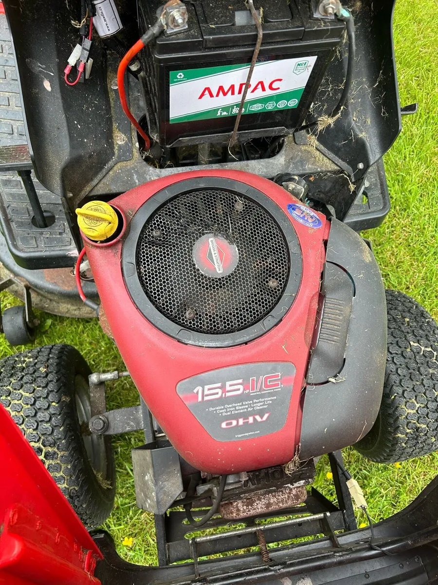 Ride on lawnmower - Image 4