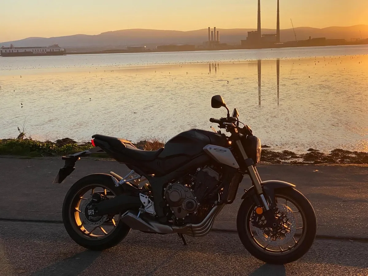 Honda CB650R (2021) - Image 3