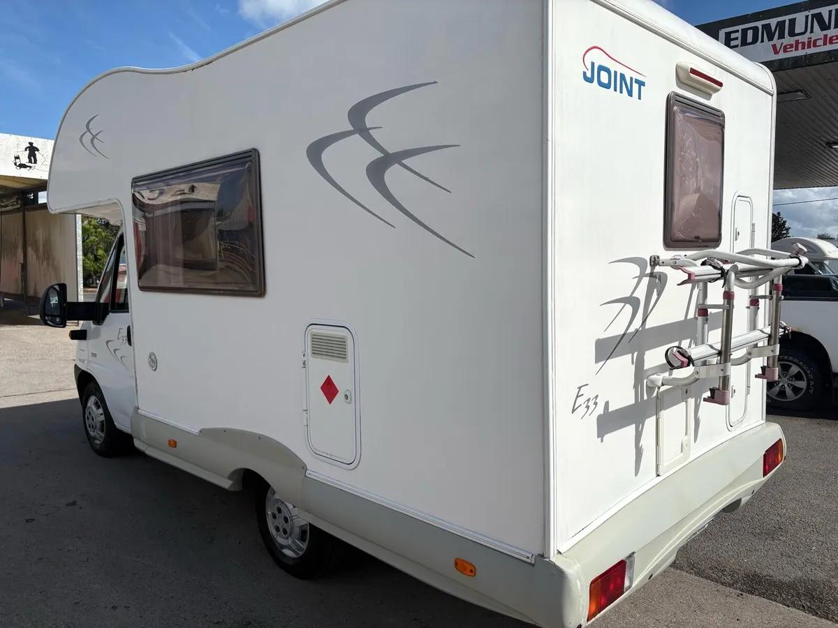 07 Joint 4berth with just 30,000miles! - Image 3