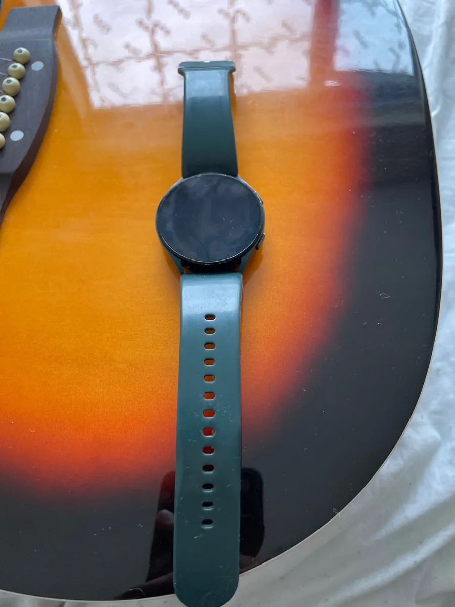 Galaxy watch 4 - Image 1