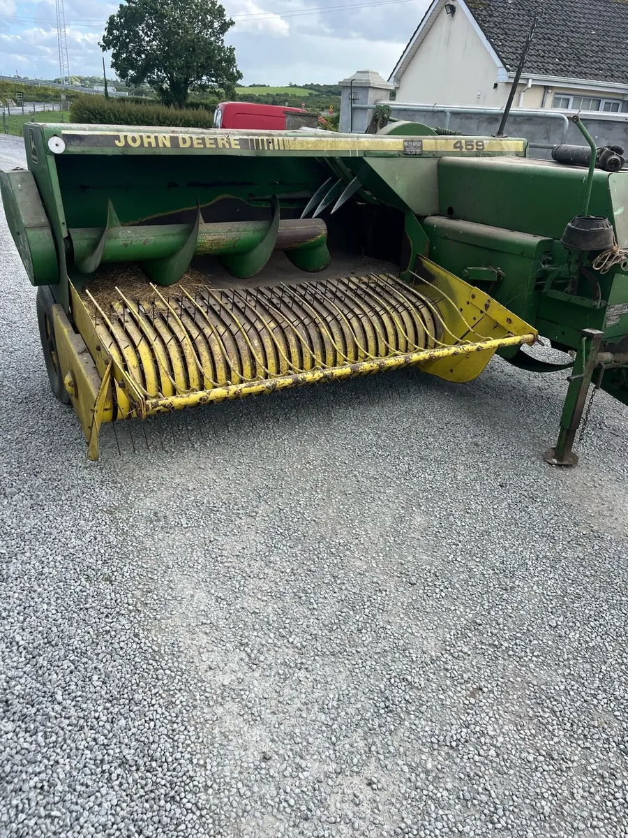 John Deere 459 square baler - Image 2