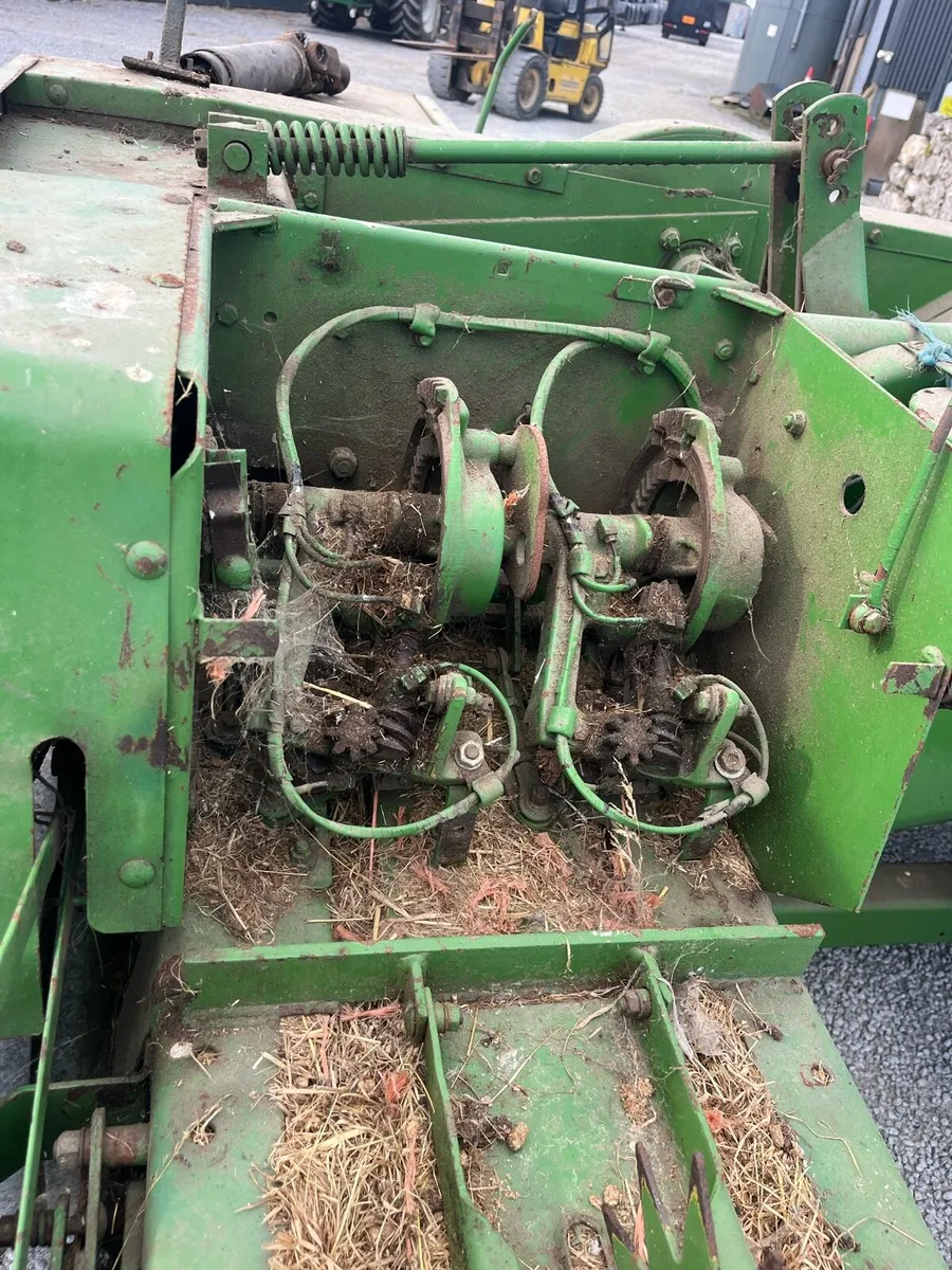 John Deere 459 square baler - Image 3