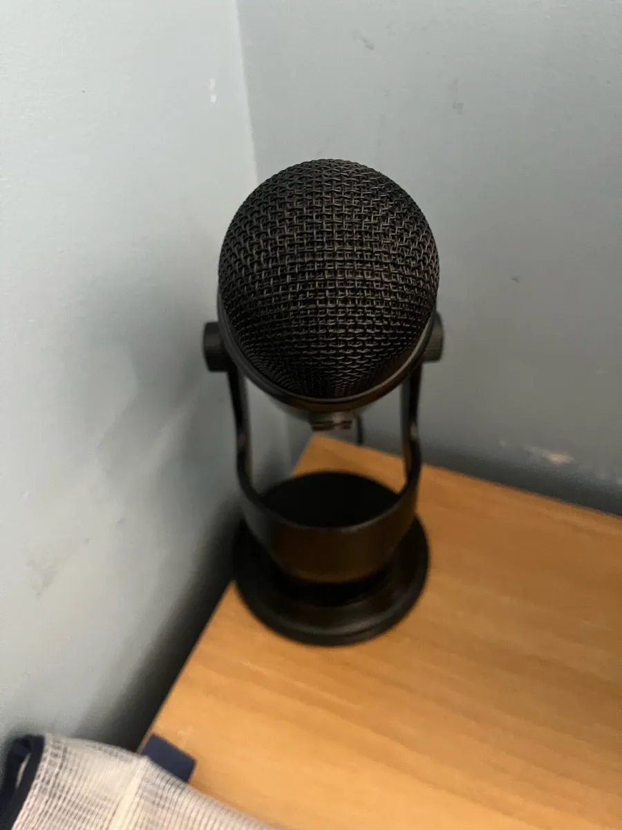 Blue yeti mic - Image 4