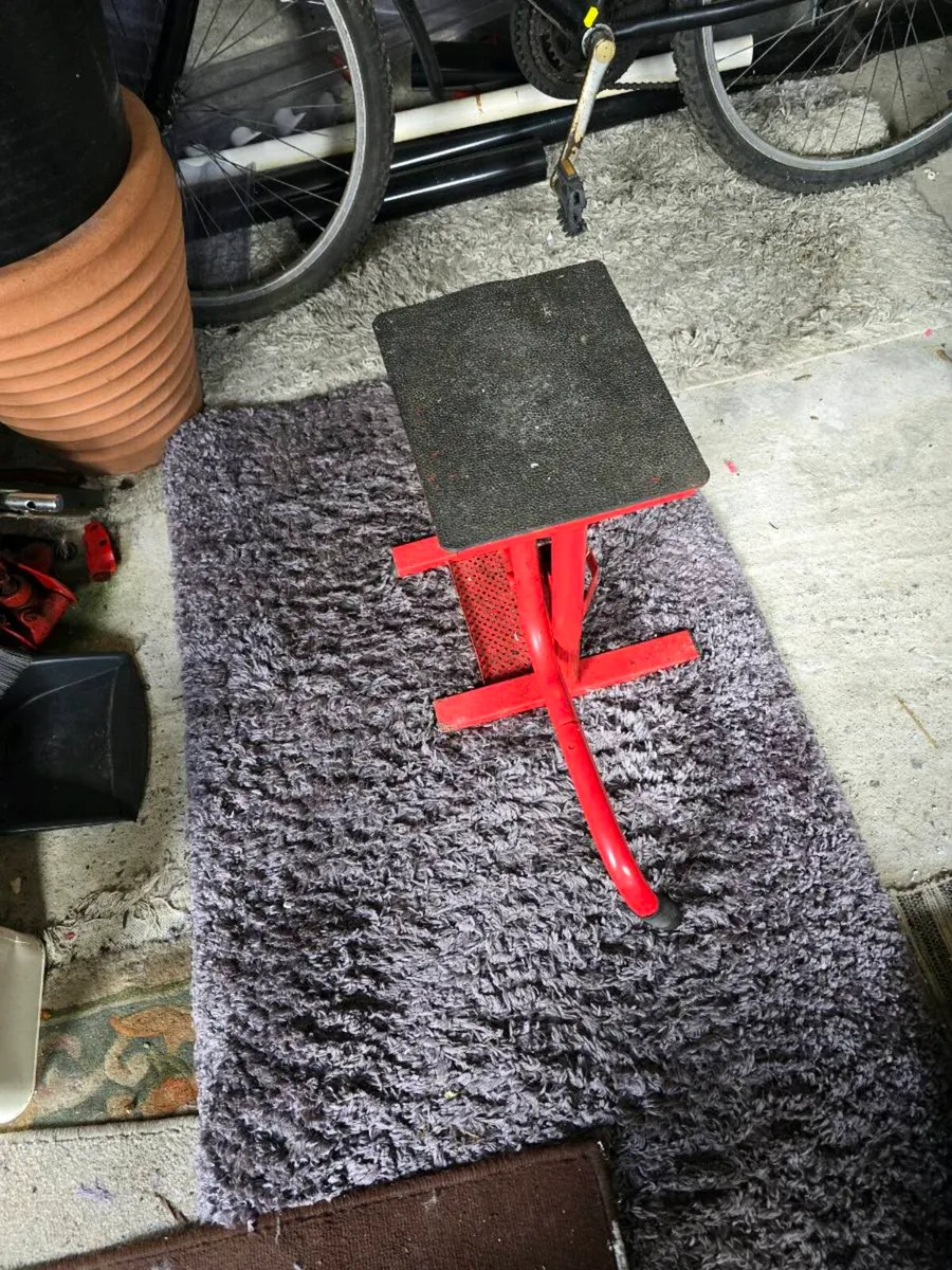 Motor  bike stand - Image 2