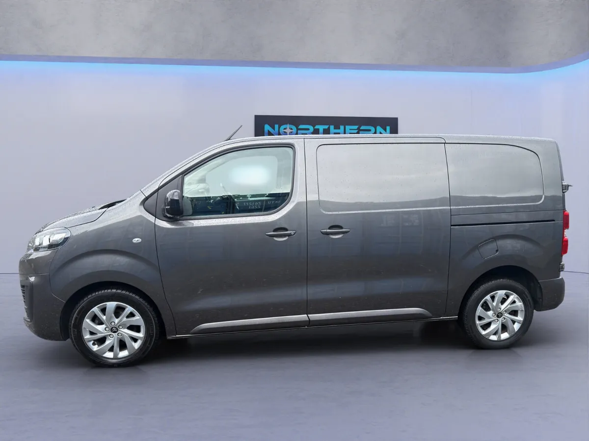 2023 Citroen Dispatch Driver 2.0 180bhp Auto - Image 4