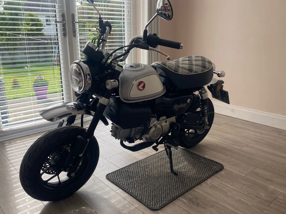 2025 Honda Monkey Z125MA - Image 2