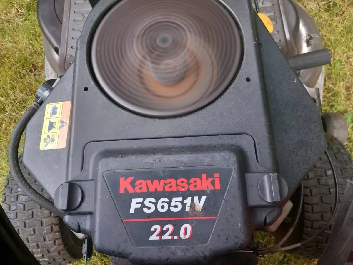 Husqvarna 22hp kawasaki - Image 1