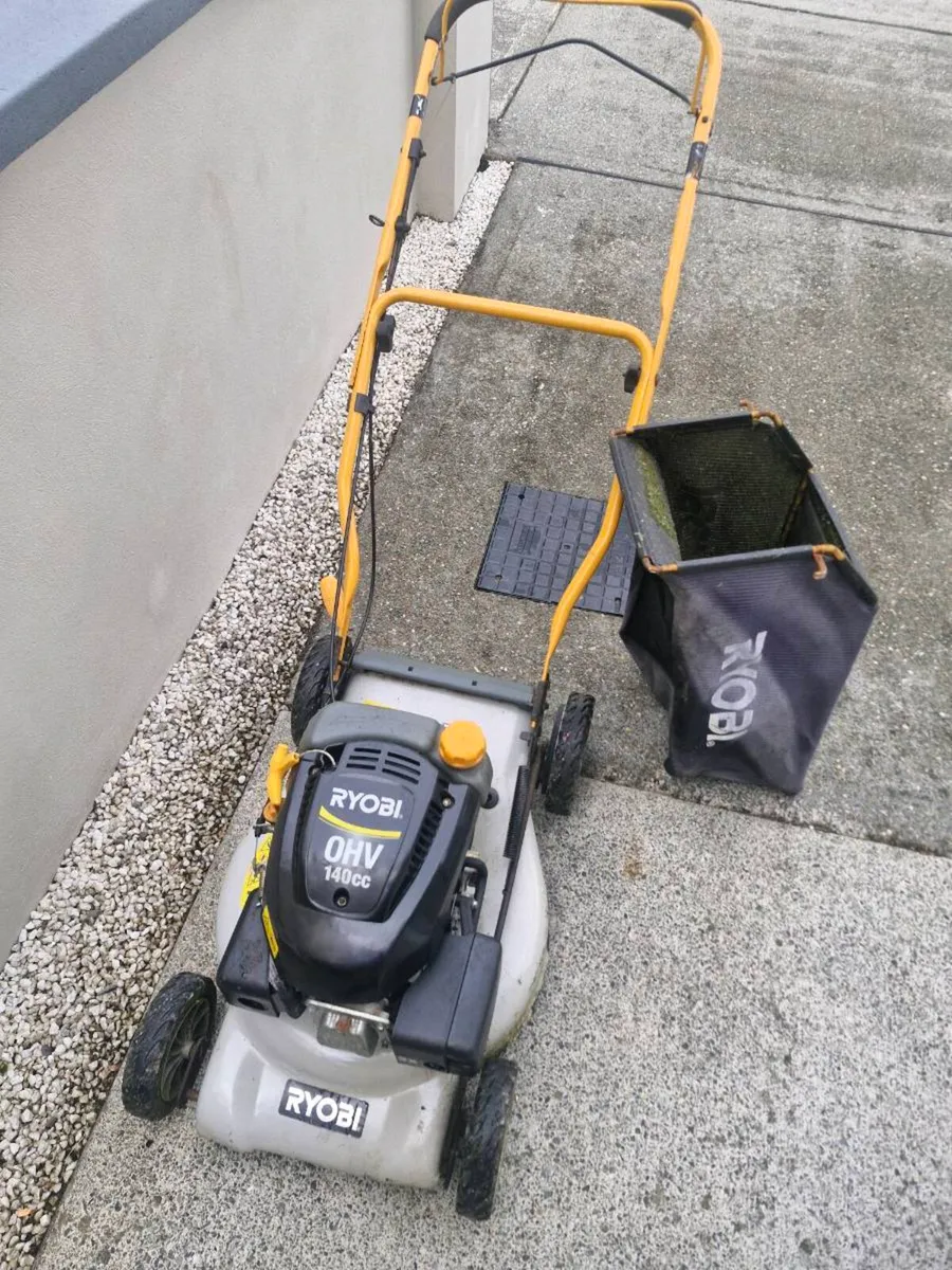 Self drive Lawnmower for sale - Image 2