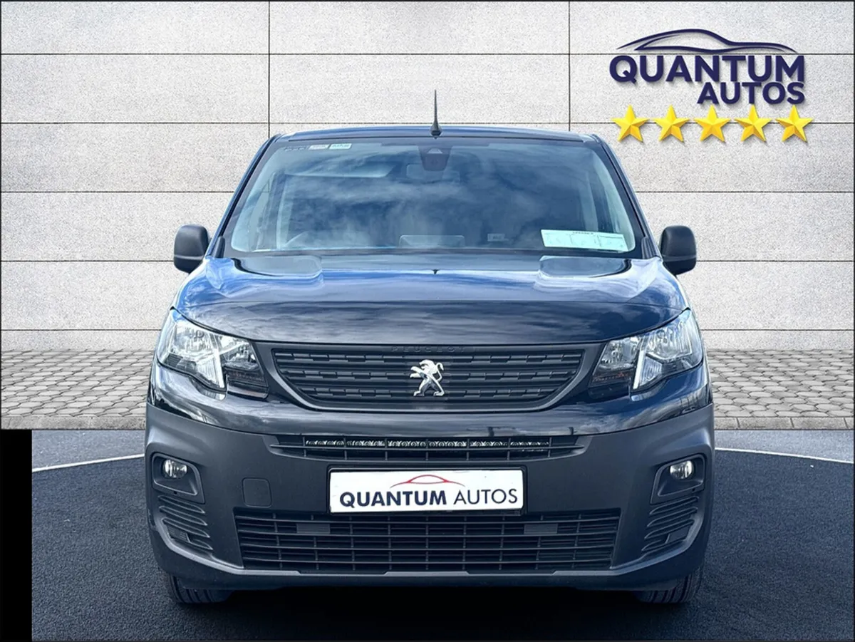Peugeot Partner 2023 PROFESSIONAL PLUS 3 SEATER LW - Image 3