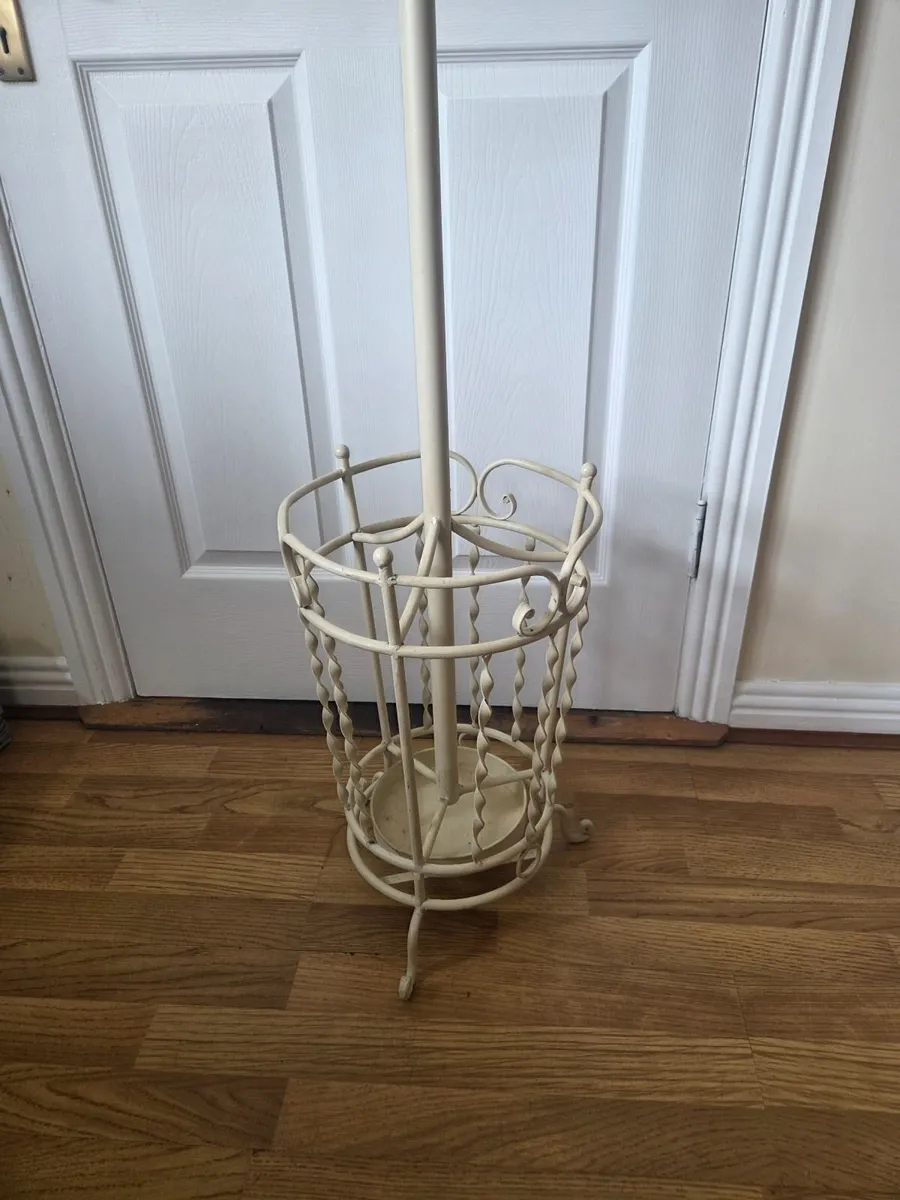 Coat stand (FREE) - Image 2