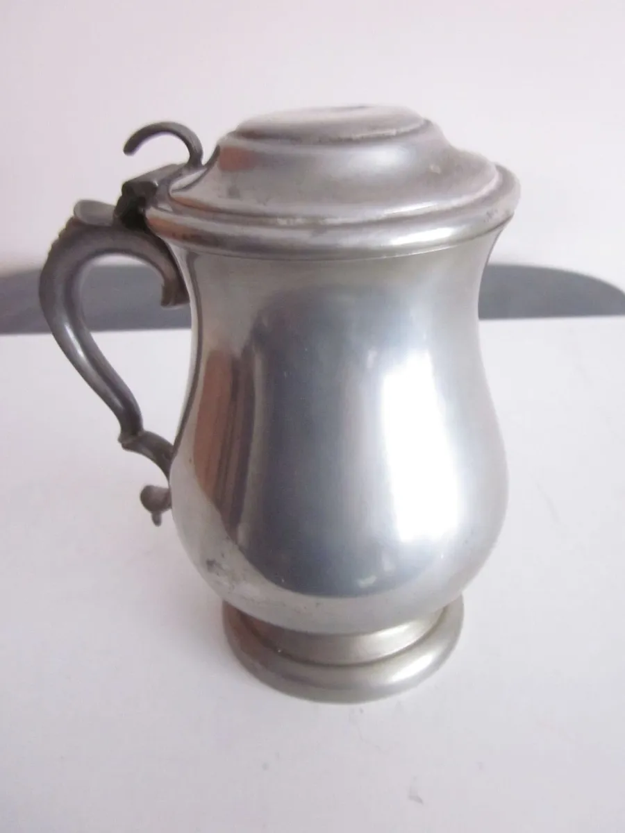 Antique English Pewter Lidded Tankard - Image 2