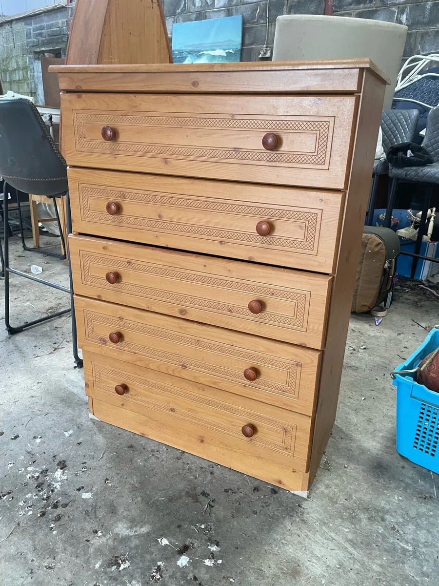 5 drawer unit - Image 1