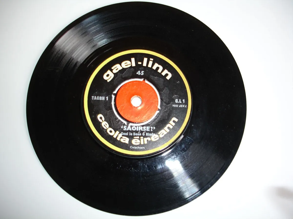 Vinyl Record Saoirse -Sean O Riada 7” 1961 - Image 3