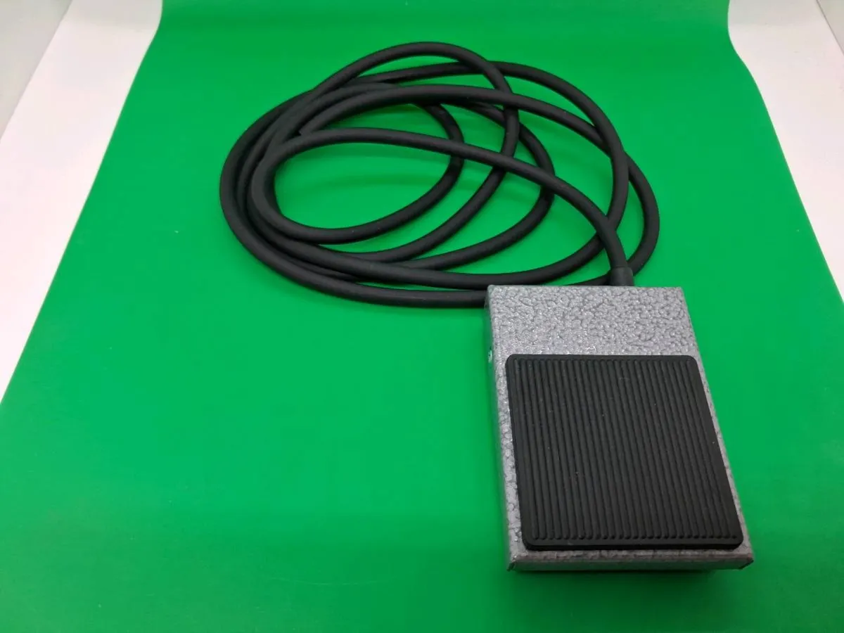 Postage - RS PRO 170 806 Foot Switch Momentary - Image 4