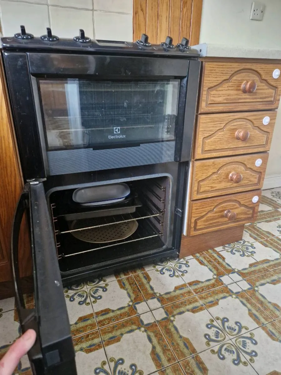 Electrolux Double Oven - Image 2